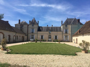 CHATEAU DE CHAVANNES